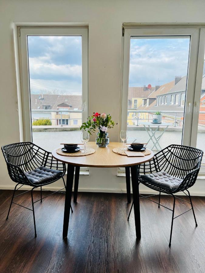 Sunset Apartment: Free Parking + Balcony + Netflix Эссен Экстерьер фото